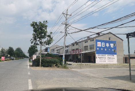 衡南如何能保证墙体广告的醒目性？