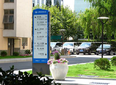 衡南哪些因素影响宣传栏的制作？